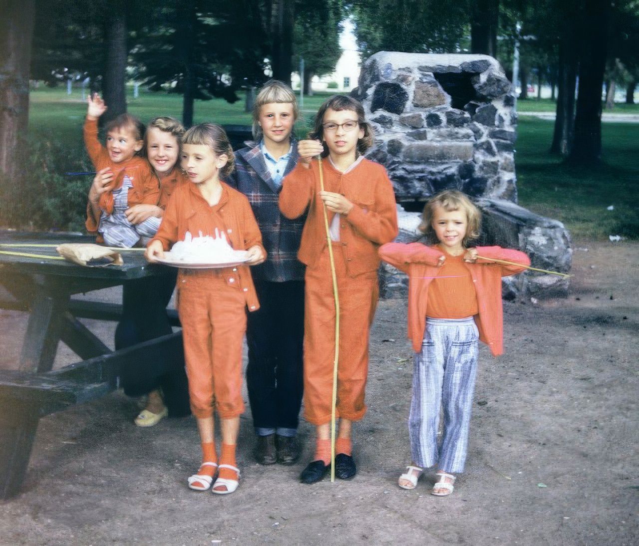 Adorable Vintage Photos of Children at their Birthday Parties in the 1950s