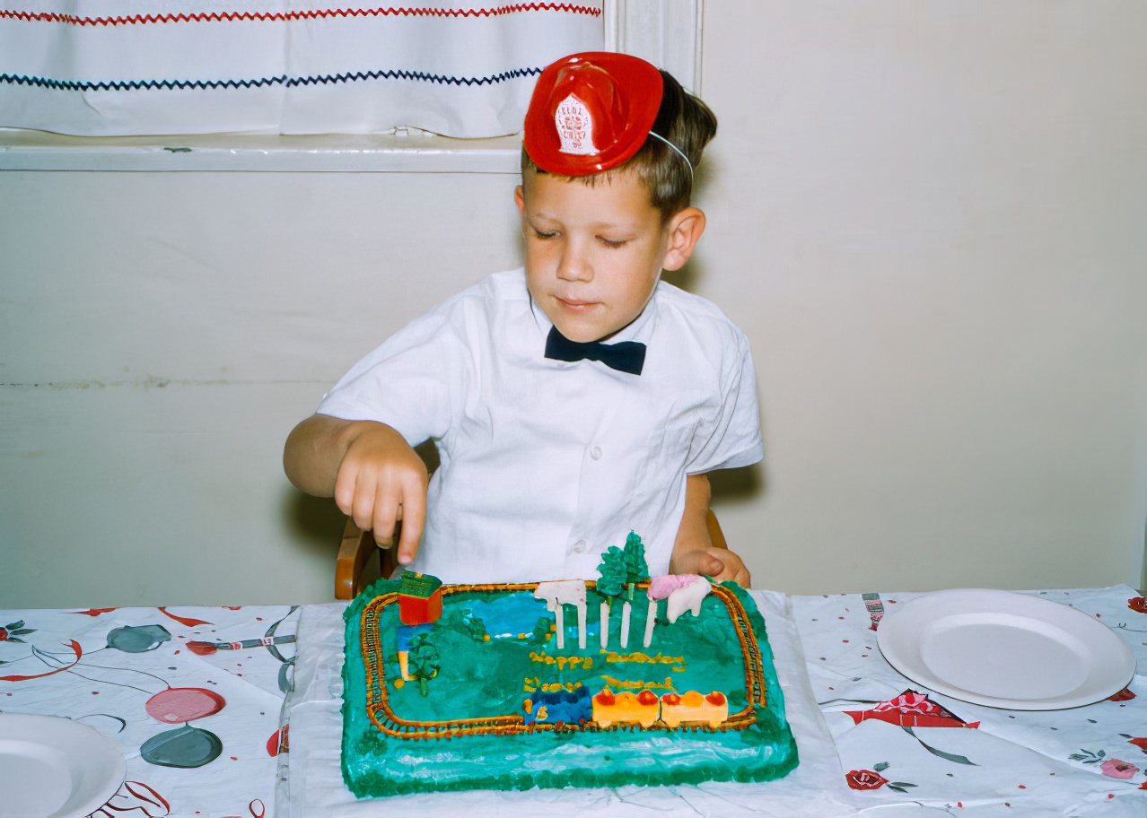 Adorable Vintage Photos of Children at their Birthday Parties in the 1950s