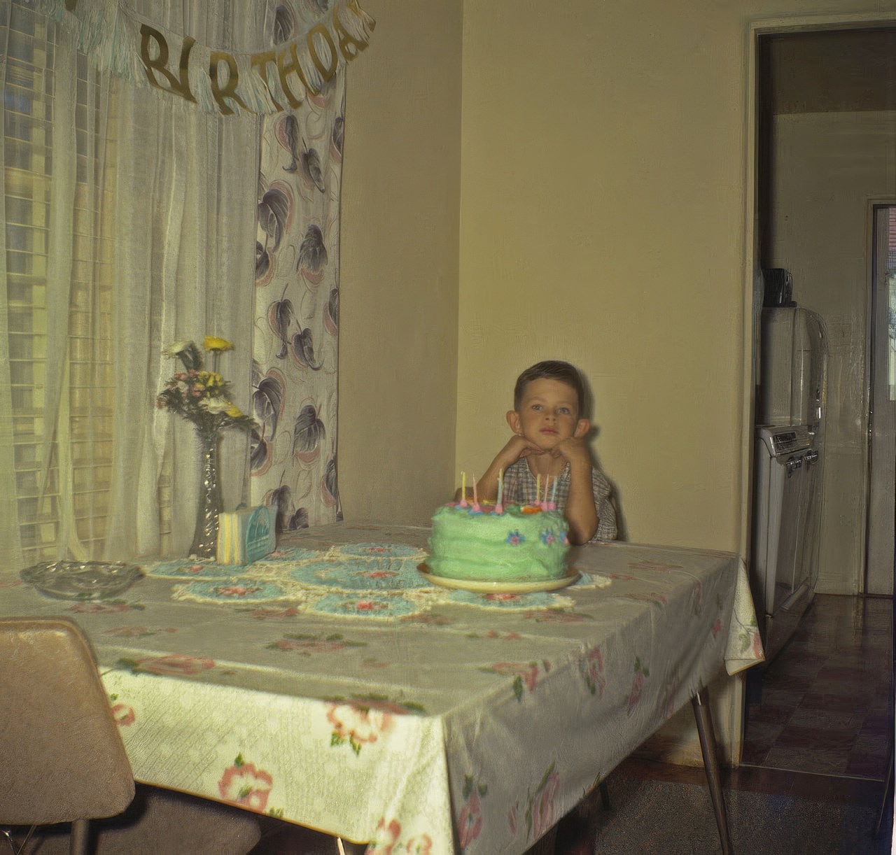 Adorable Vintage Photos of Children at their Birthday Parties in the 1950s