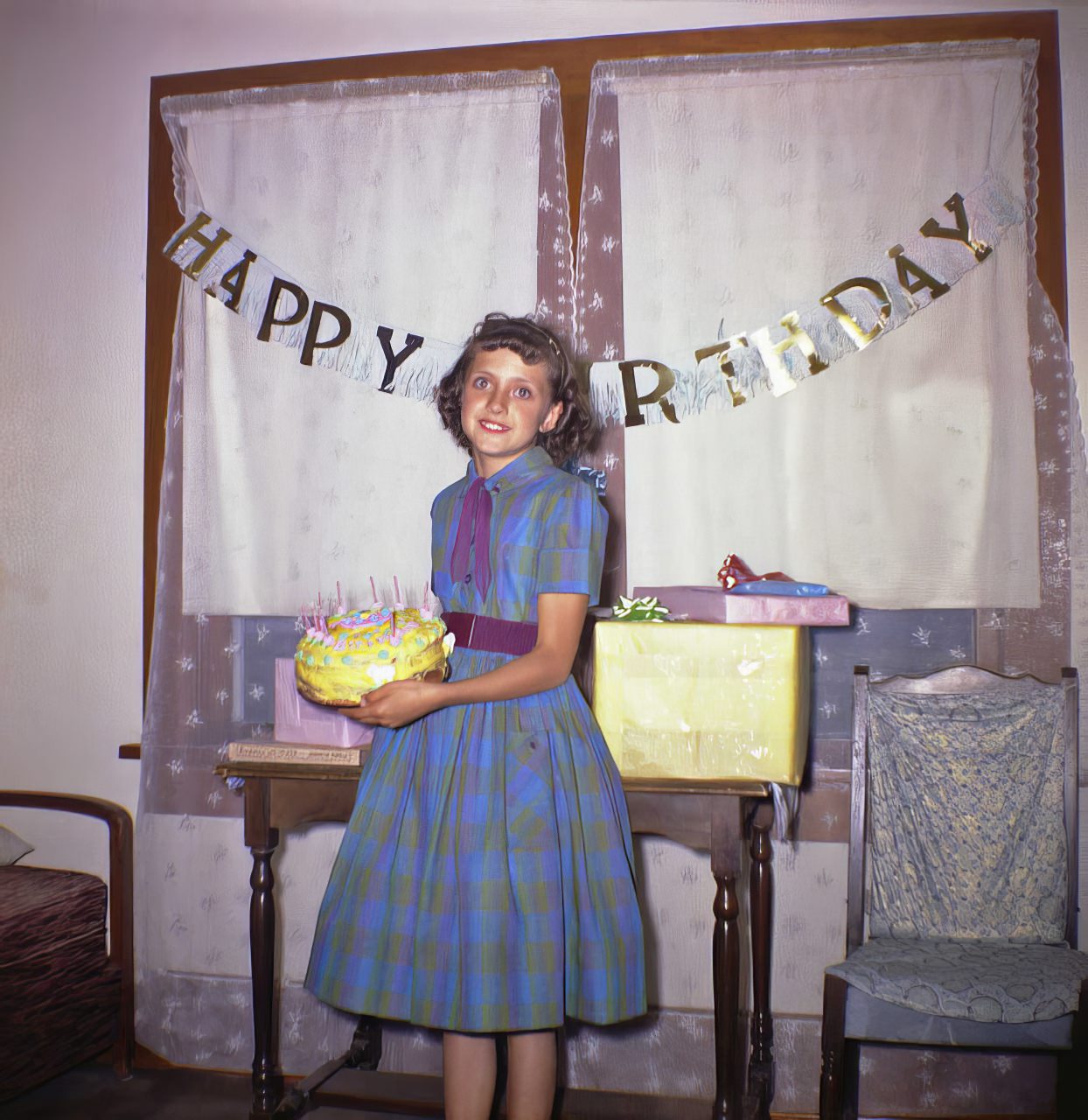 Adorable Vintage Photos of Children at their Birthday Parties in the 1950s