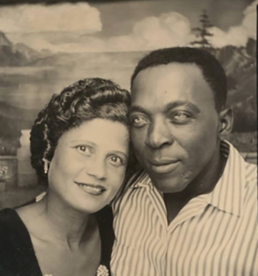 Lovely Found Photobooth Photos from the Past that Evoke a Bygone Era