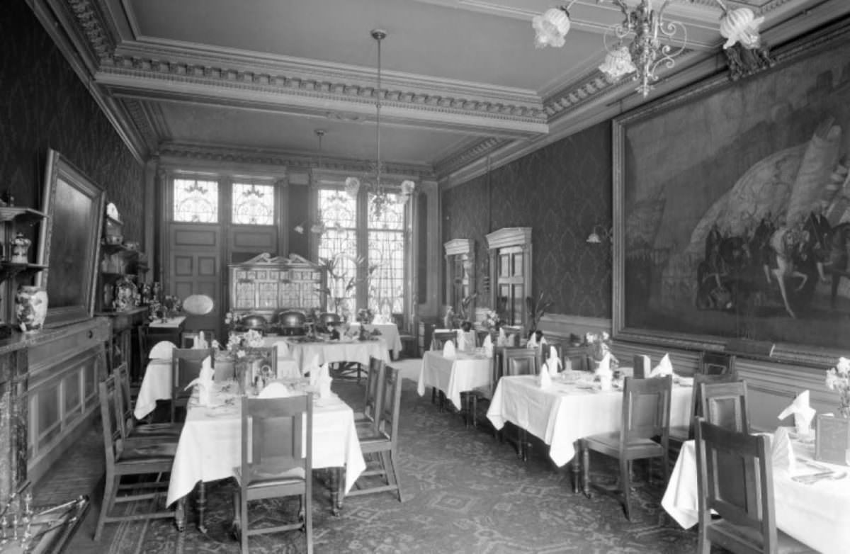 Glasgow's George Hotel, where ‘Trainspotting’, ‘The Big Man’, ‘Taggart’ and Other Shows Were Filmed