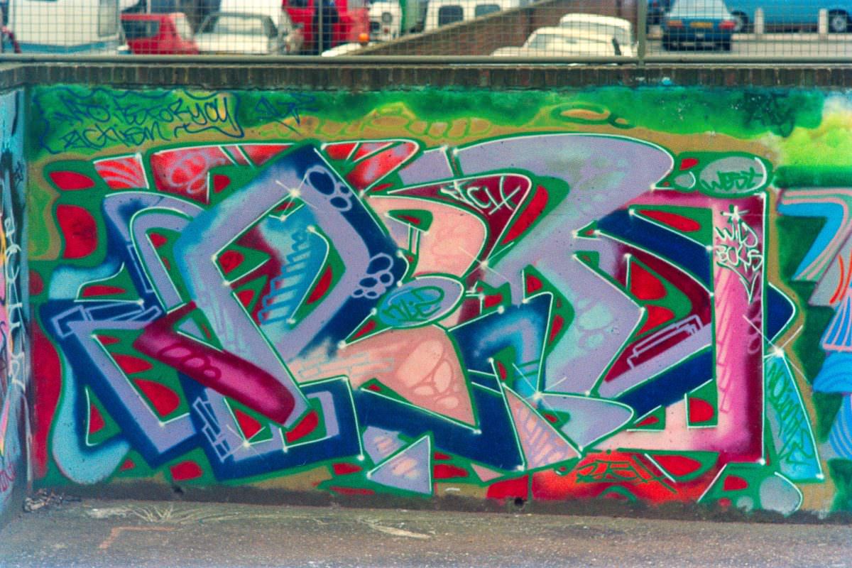 Graffiti, Wornington Rd, North Kensington, Kensington & Chelsea, 1988