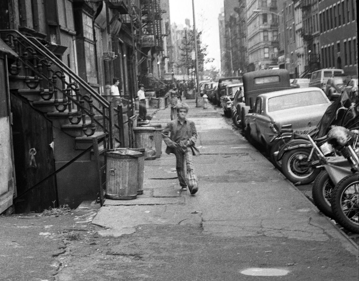 Fernando on East 3rd Street, 1975.