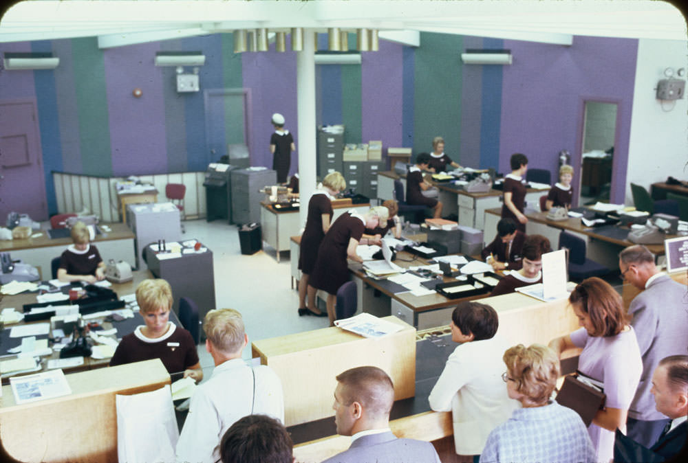 Interior, Canadian Imperial Bank of Commerce, Montréal, Quebec 1967