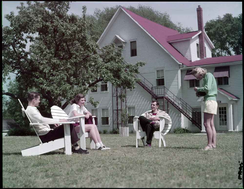 Guests on the lawn at Fern Cottage summer resort, Lake Couchiching, Orillia, Ontario