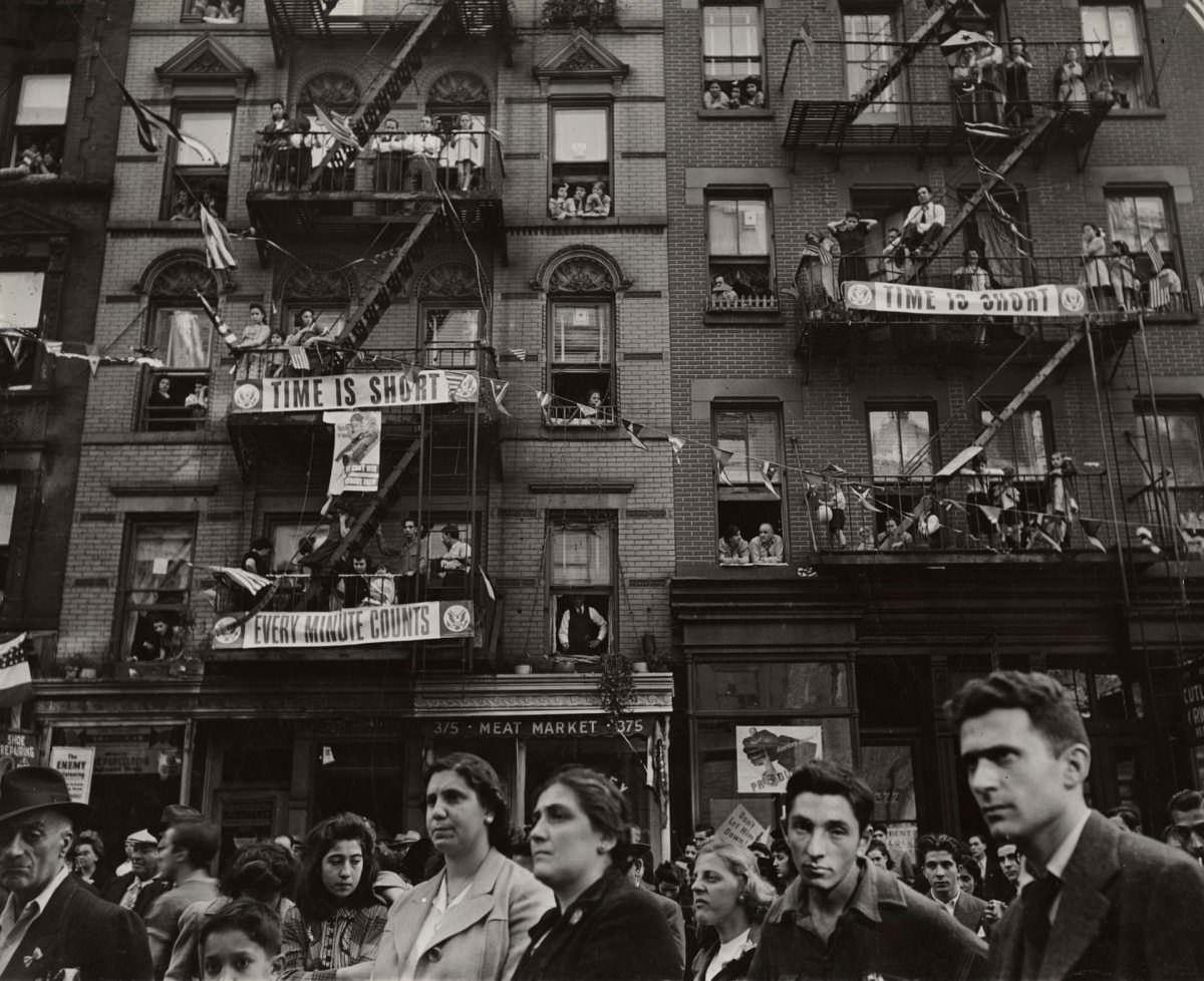 ‘Time Is Short’ in Broome Street, Little Italy, NYC, 1942.