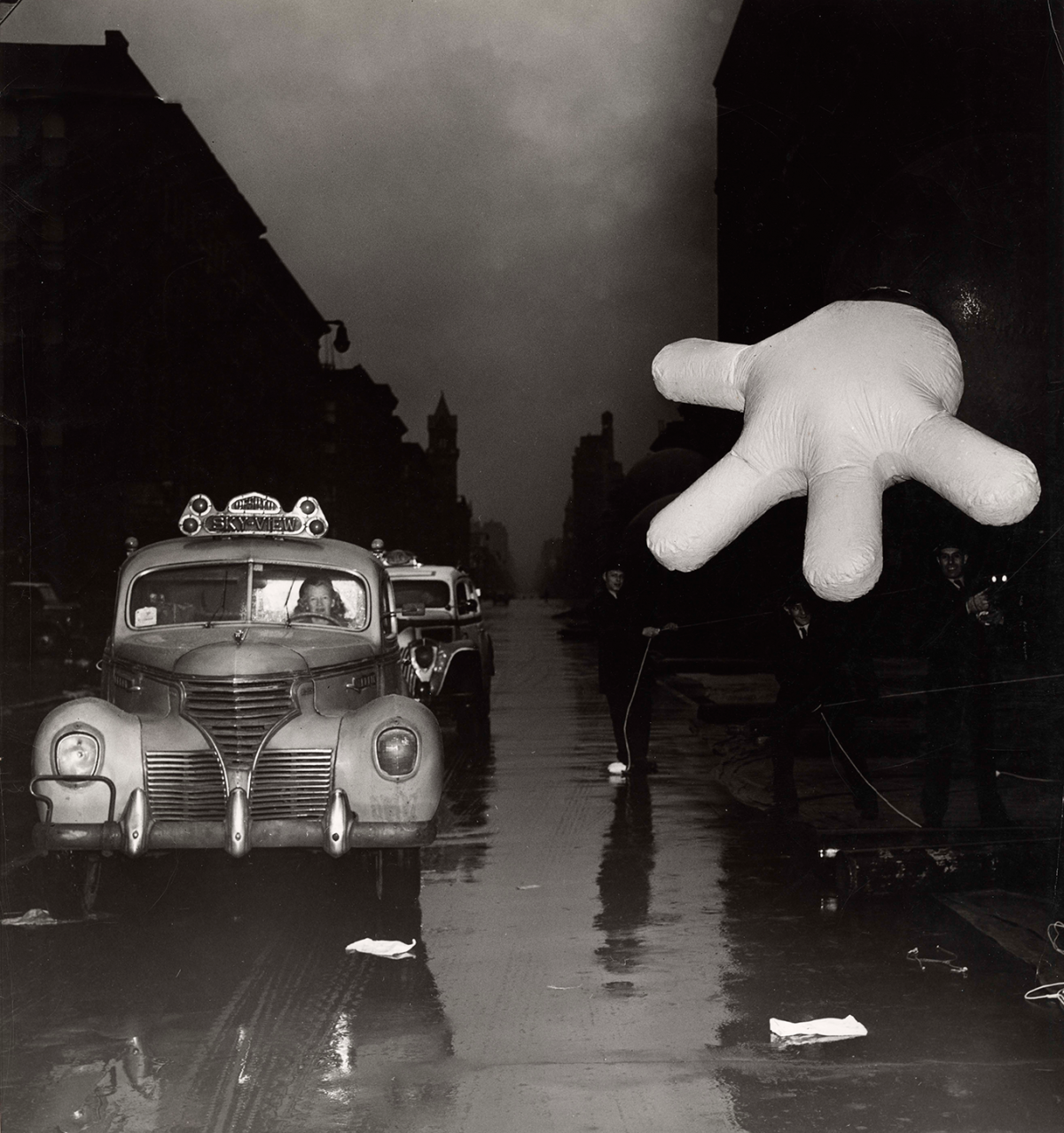 A Photographic History of New York City from 1930s-1950s through the Lens of Weegee