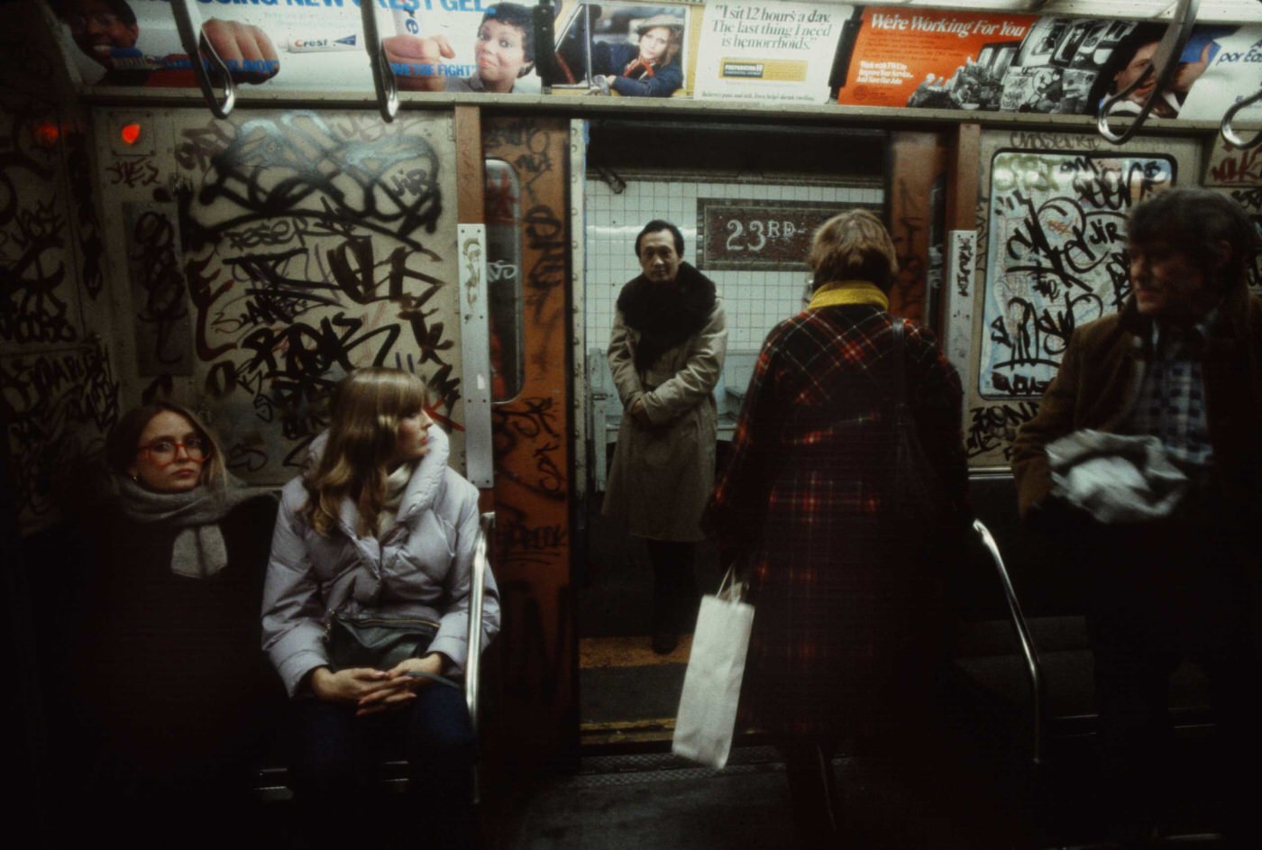 20 Nostalgic Photos Depicting a Gritty Journey Through New York City's Subway in 1981 by Christopher Morris