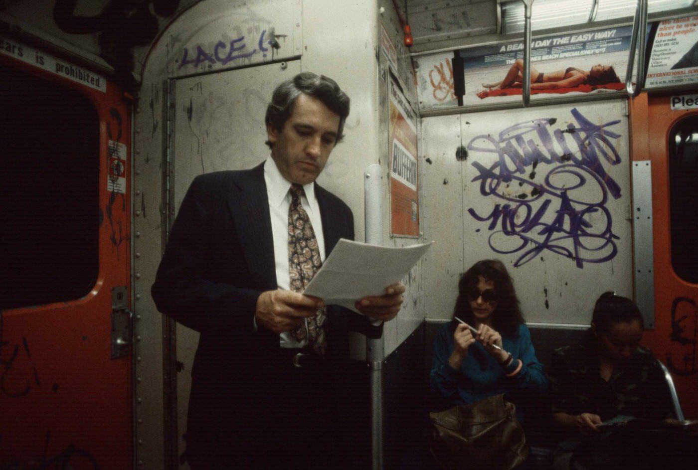 20 Nostalgic Photos Depicting a Gritty Journey Through New York City's Subway in 1981 by Christopher Morris