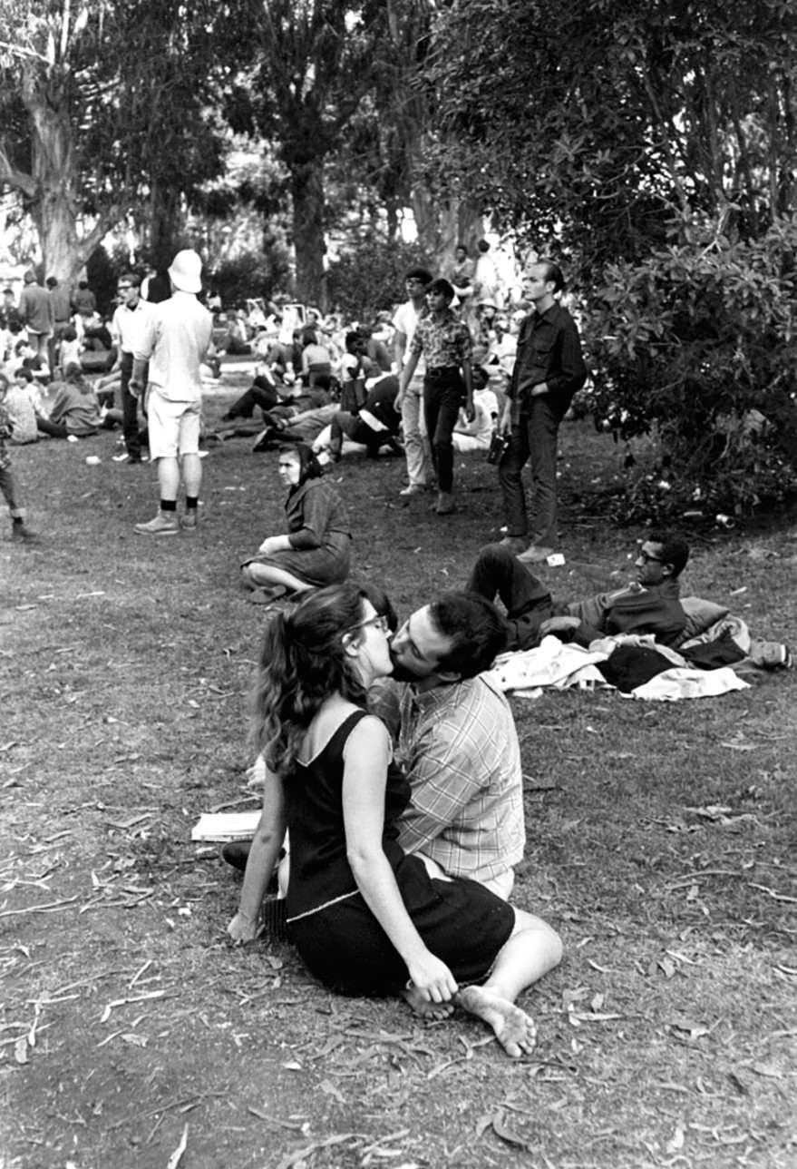 San Francisco 1968: Capturing the Spirit of Rebellion in Timeless Images