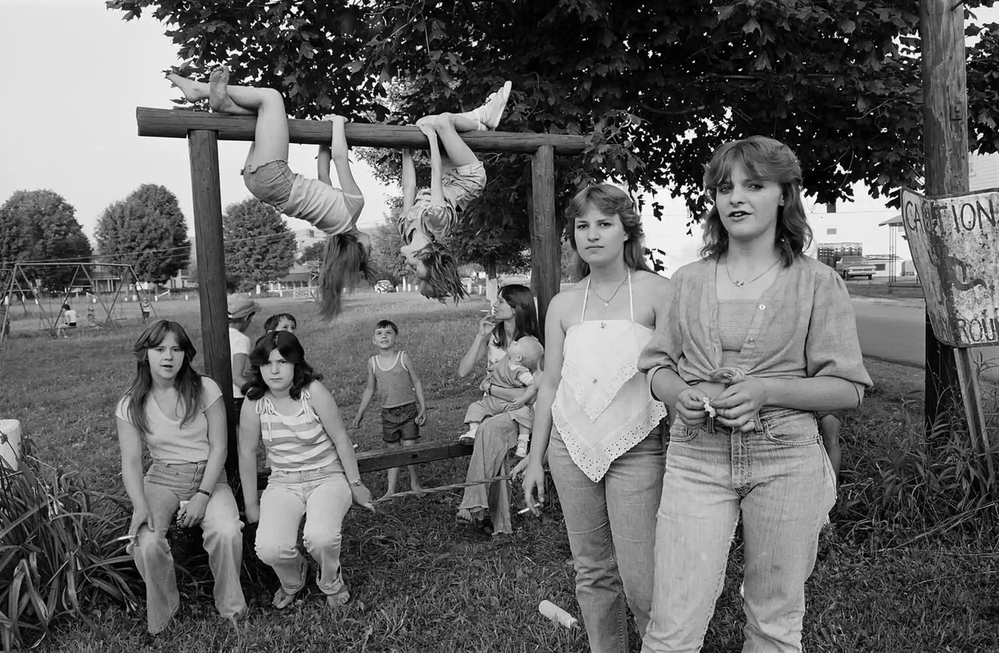 Summer on the Streets of America: Stunning Vintage Photos from the 70s and 80s