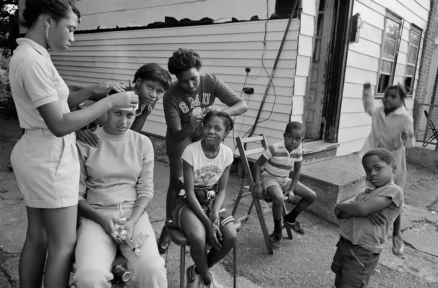 Summer on the Streets of America: Stunning Vintage Photos from the 70s and 80s