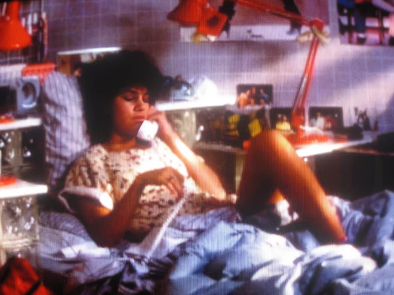 70 Cool Vintage Photos Capturing Teenagers at their Homes from the 1980s