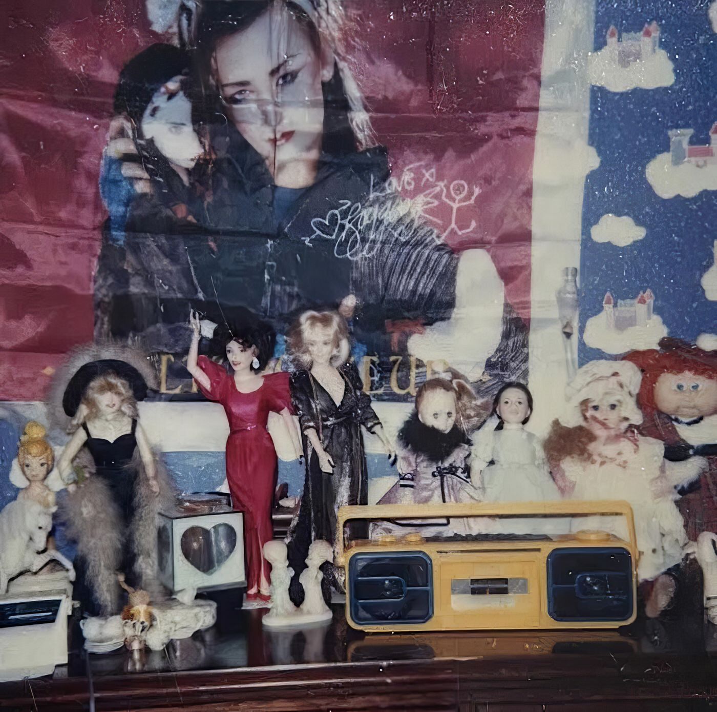 70 Cool Vintage Photos Capturing Teenagers at their Homes from the 1980s