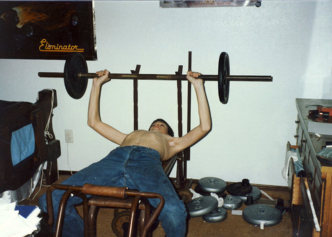70 Cool Vintage Photos Capturing Teenagers at their Homes from the 1980s