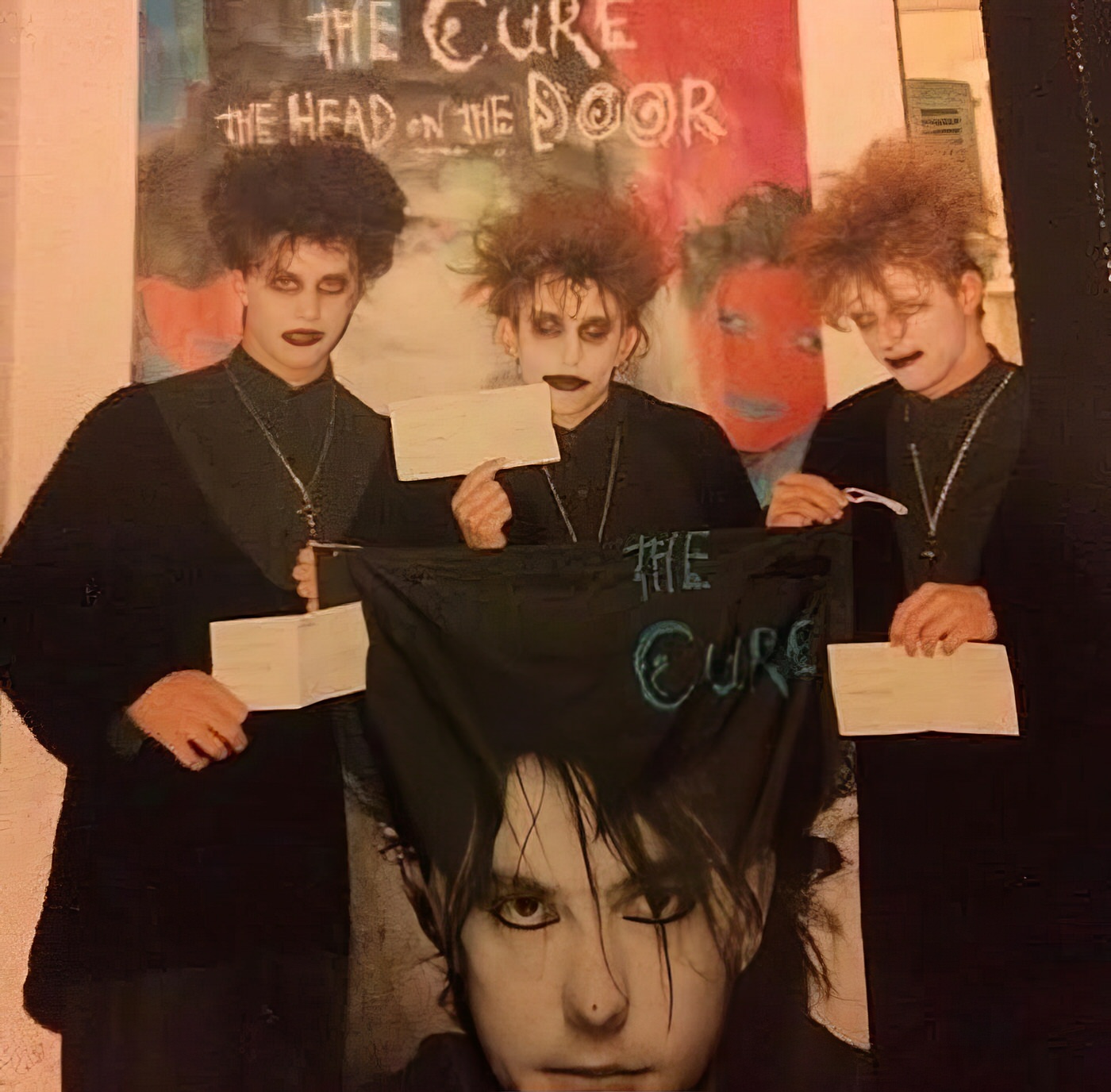70 Cool Vintage Photos Capturing Teenagers at their Homes from the 1980s