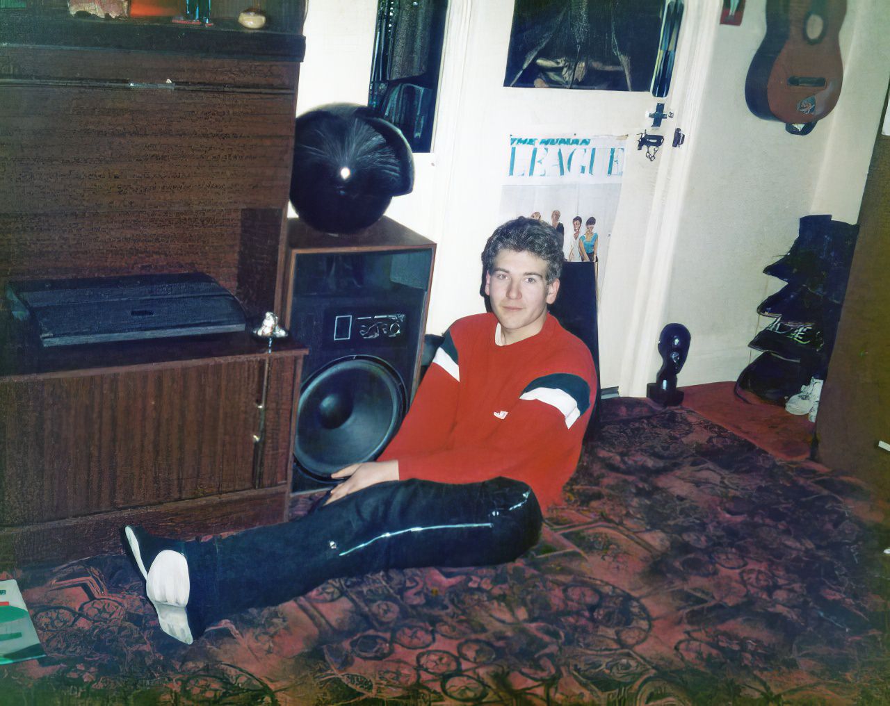 70 Cool Vintage Photos Capturing Teenagers at their Homes from the 1980s