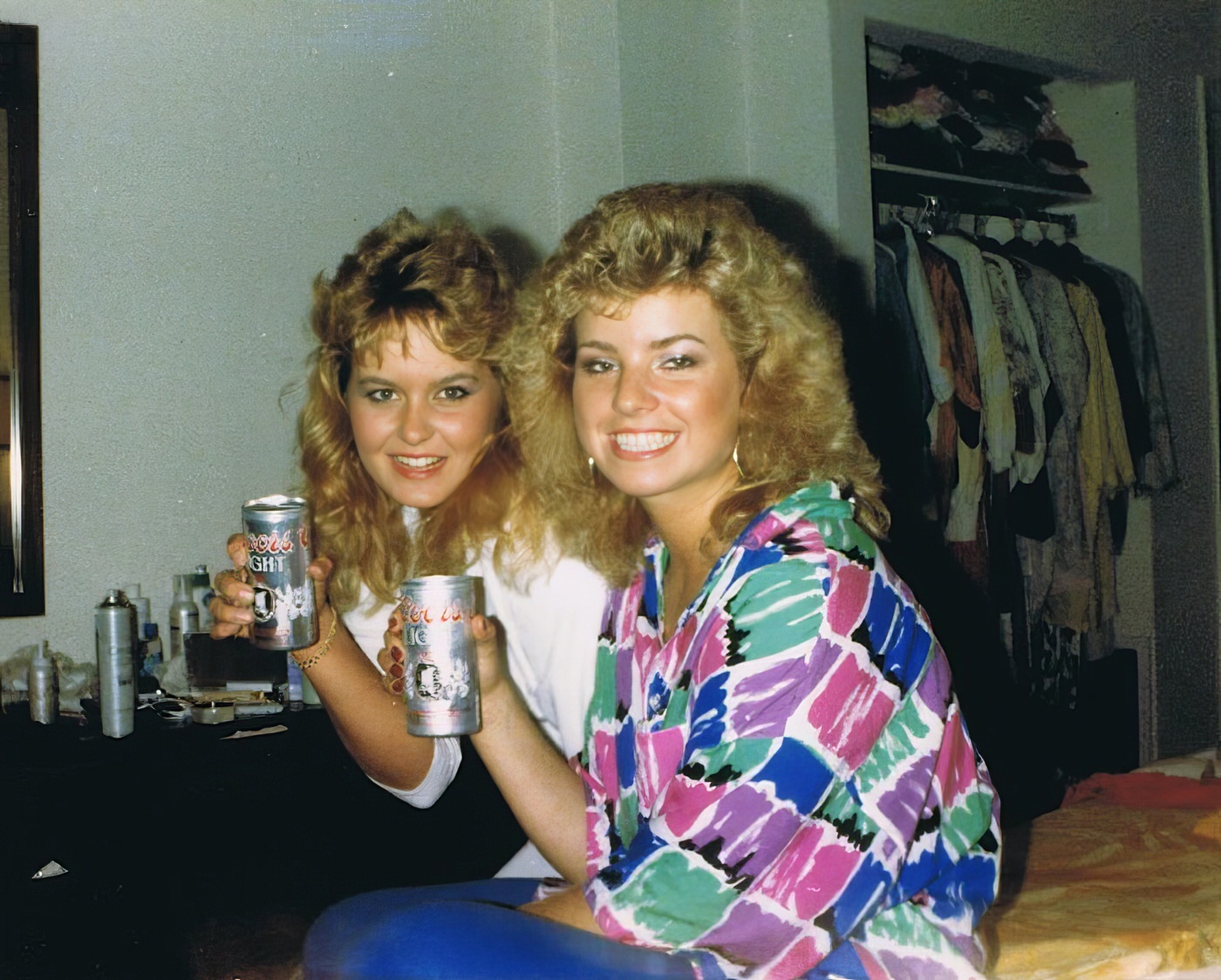 70 Cool Vintage Photos Capturing Teenagers at their Homes from the 1980s