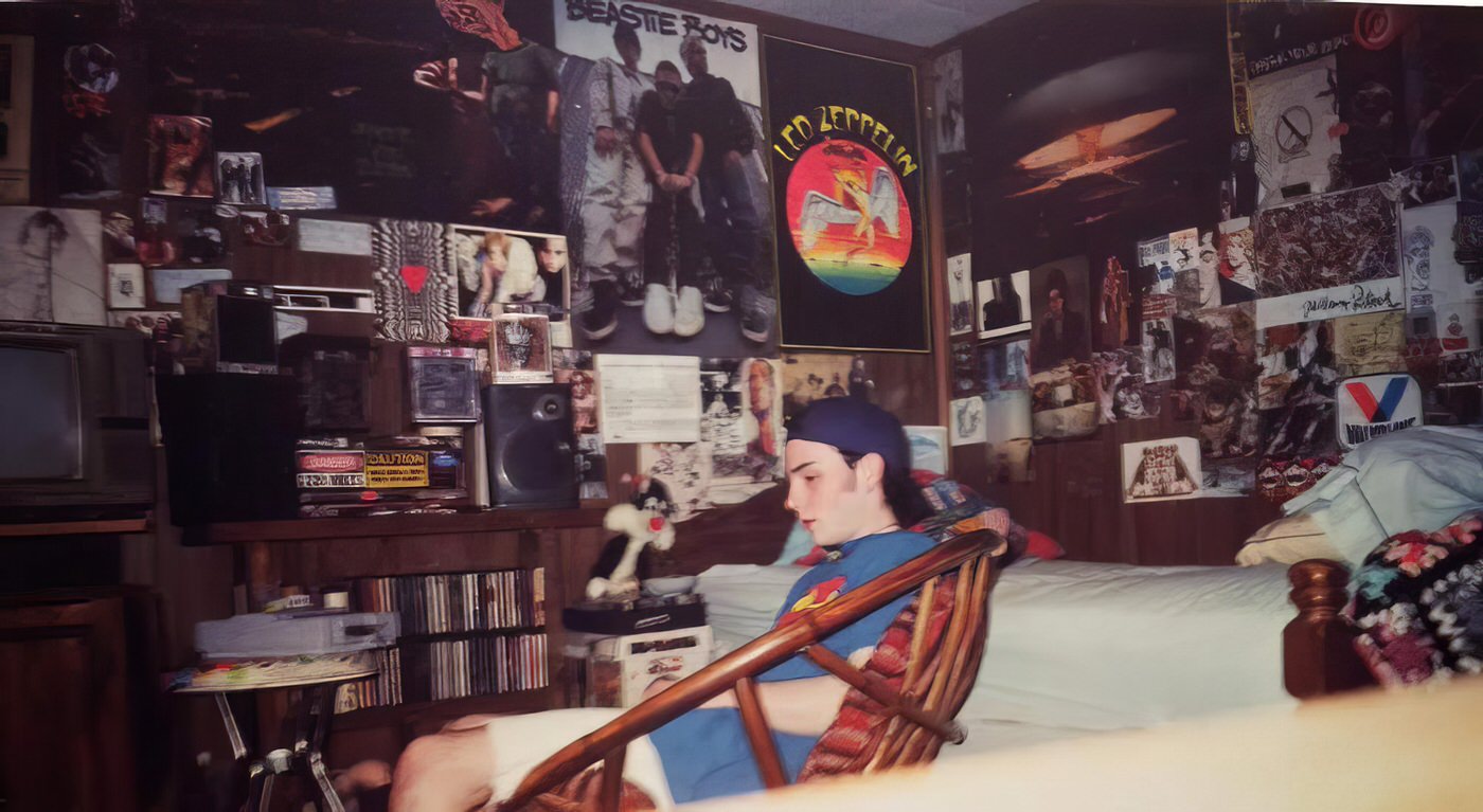 70 Cool Vintage Photos Capturing Teenagers at their Homes from the 1980s