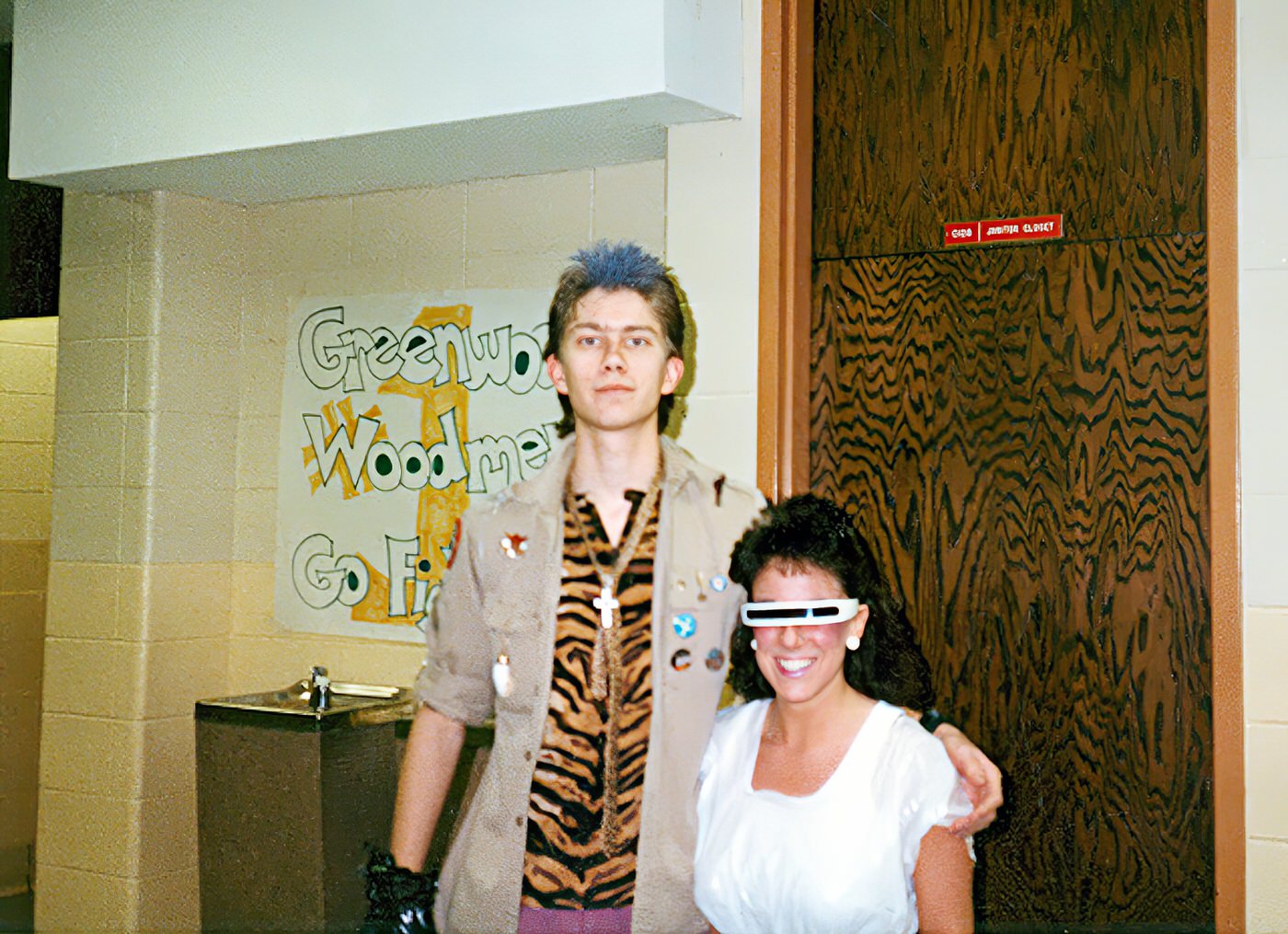 70 Cool Vintage Photos Capturing Teenagers at their Homes from the 1980s