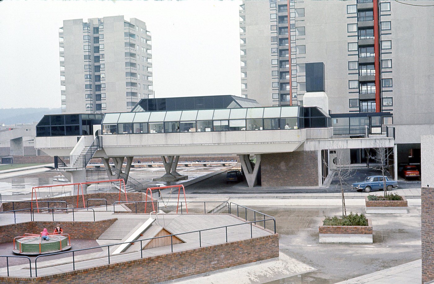 Thamesmead 1975: London's Lofty Concrete Dream Turned Sour