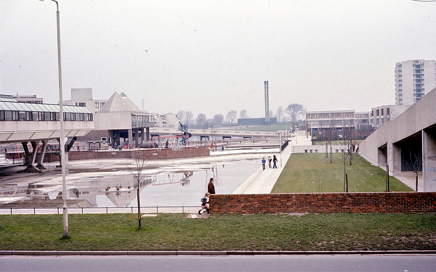 Thamesmead 1975: London's Lofty Concrete Dream Turned Sour