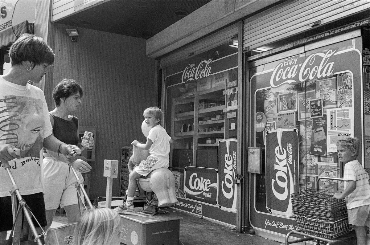 A Photographic Tour of Tooting, South London in 1990s by Peter Marshall