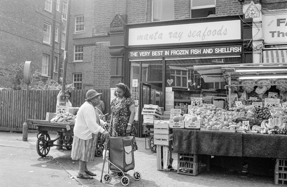 A Photographic Tour of Tooting, South London in 1990s by Peter Marshall