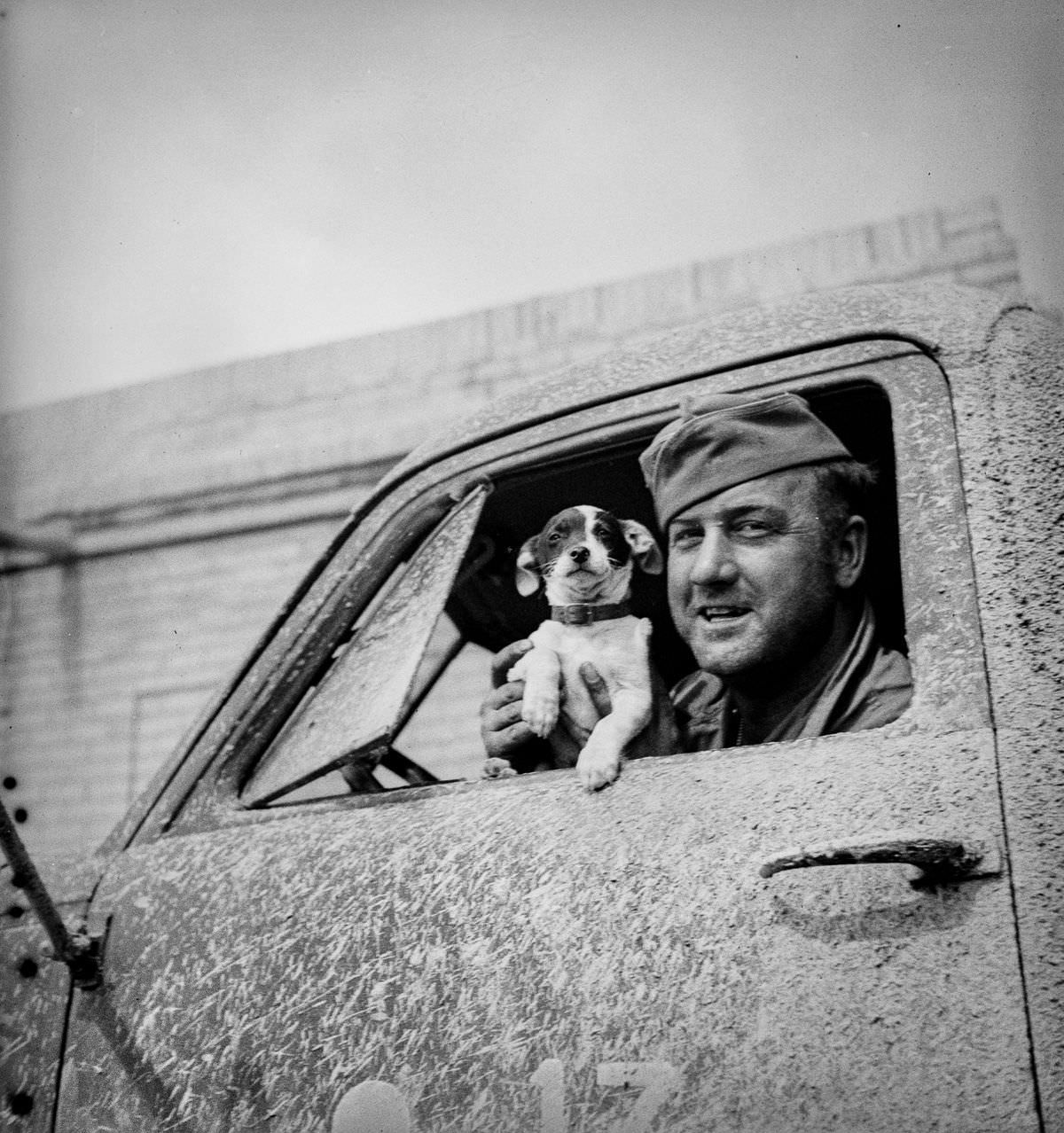 Historical Photos Show US Army Truckers Arming the Soviets, 1943