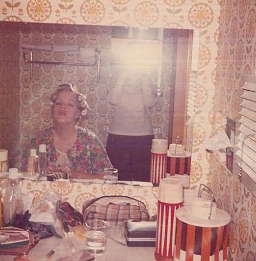 Reflections from the Past: A Look at Vintage Mirror Photos
