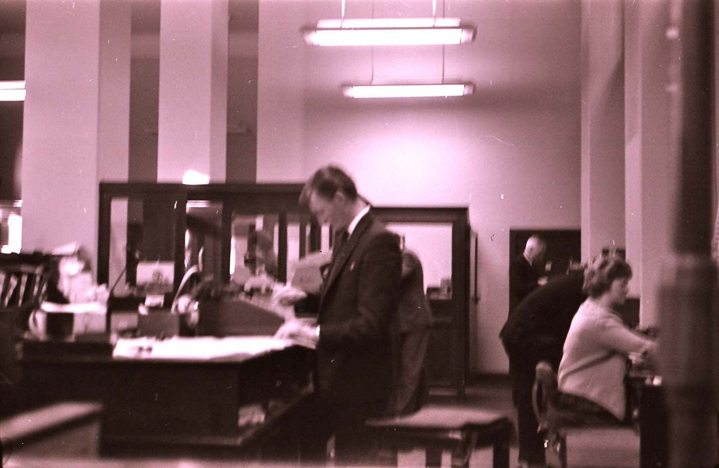 Vintage Photos Show the Staff at a London Westminster Bank, 1960