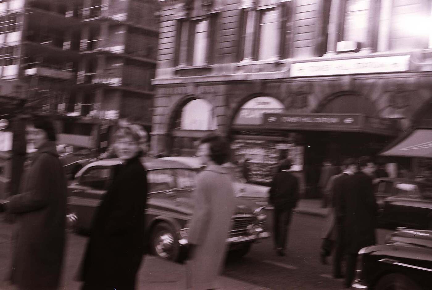 Vintage Photos Show the Staff at a London Westminster Bank, 1960