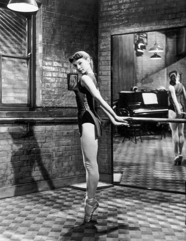 A Star is Born: Audrey Hepburn's Enchanting Debut in "Secret People" (1952)