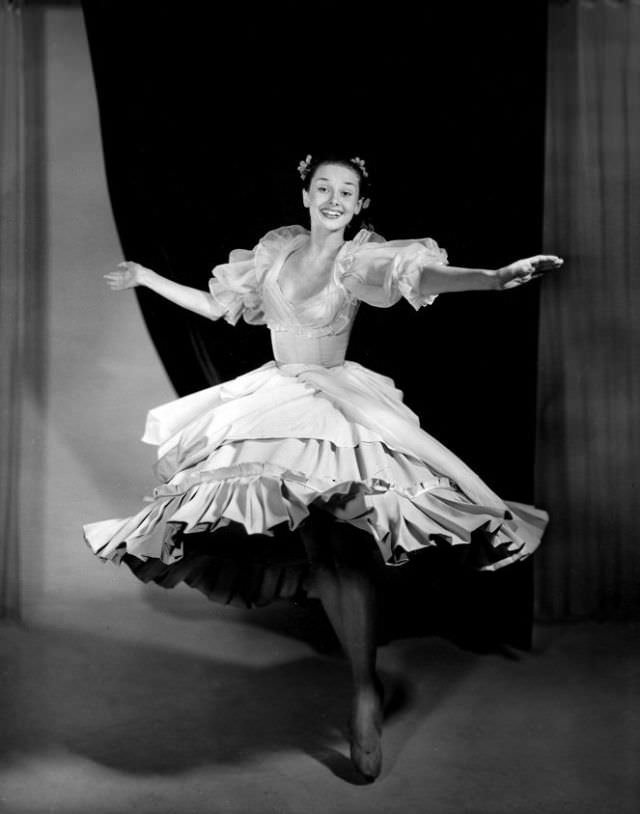 A Star is Born: Audrey Hepburn's Enchanting Debut in "Secret People" (1952)