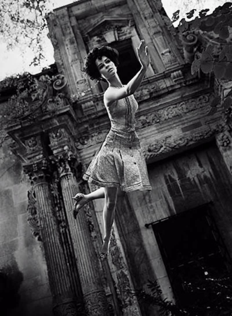 Defying Gravity: Melvin Sokolsky's Fashion Models Take Flight in 1965