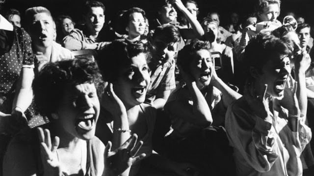 Collapsing, Crying, and Screaming: Teenage Fan Girls at Elvis Presley Concerts in the 1950s