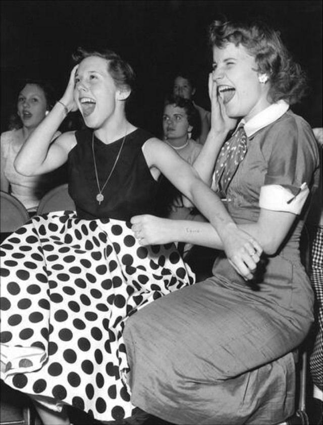 Collapsing, Crying, and Screaming: Teenage Fan Girls at Elvis Presley Concerts in the 1950s