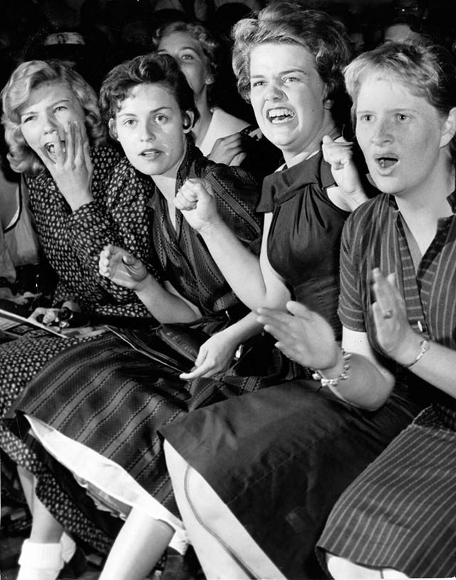 Collapsing, Crying, and Screaming: Teenage Fan Girls at Elvis Presley Concerts in the 1950s
