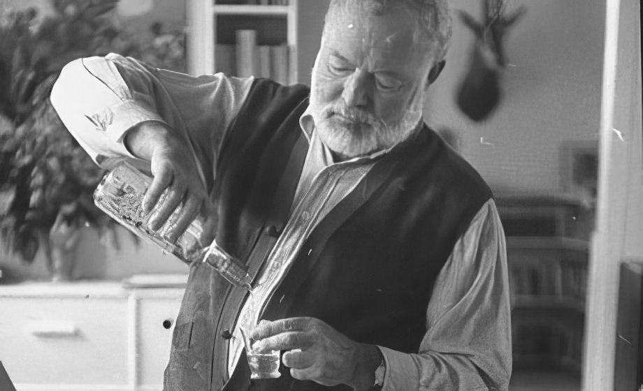 The Adventurous Life of Ernest Hemingway through these Amazing Historical Photos