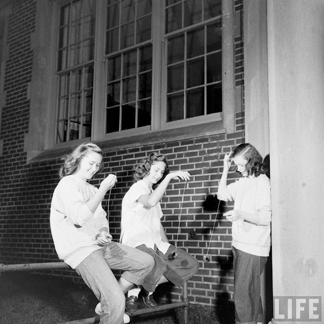 Stunning Vintage Photos of High School Teenagers in Des Moines, Iowa, 1947