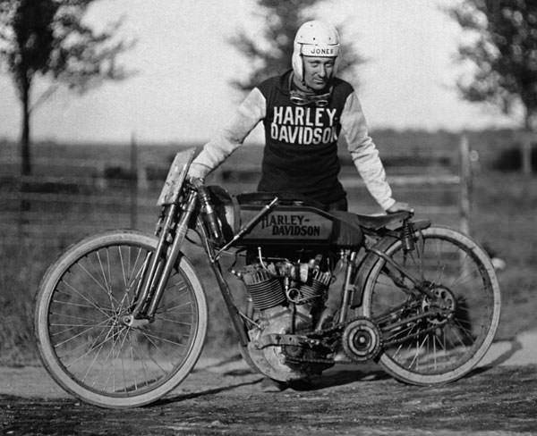 Hog Boys: Vintage Photos of The Harley-Davidson Racers Who Started It All
