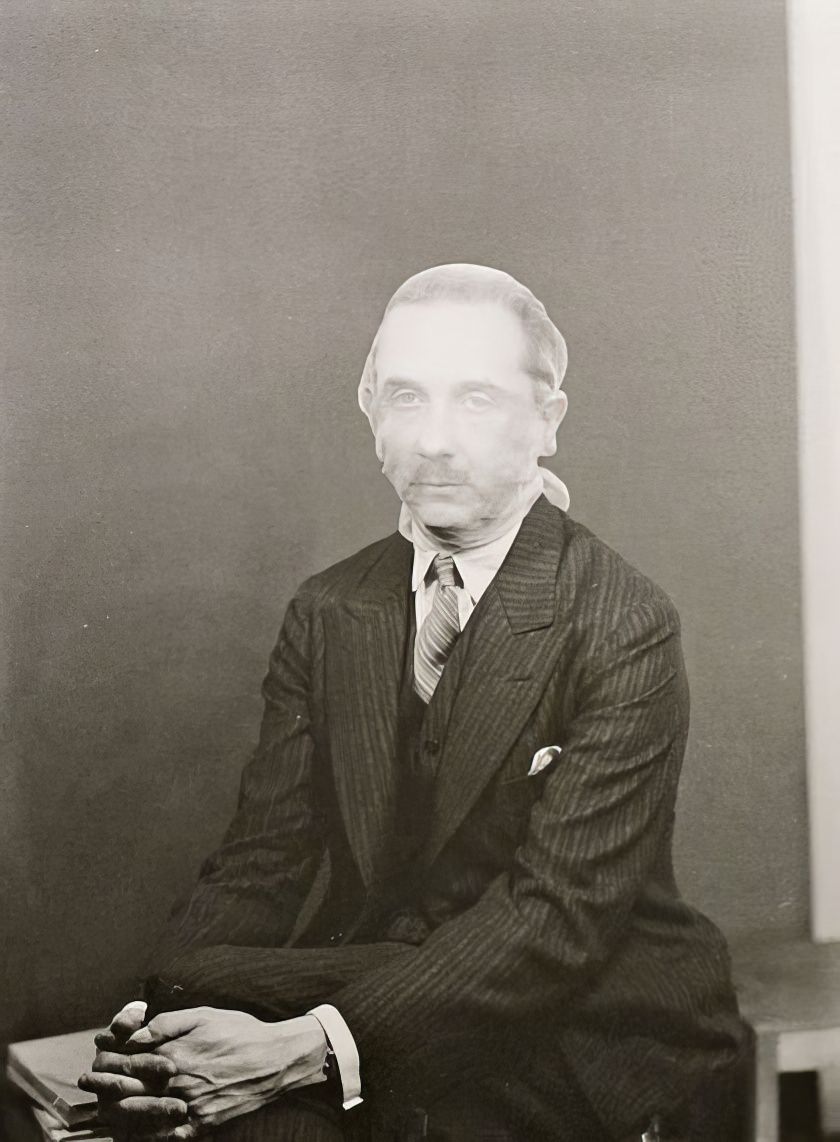Bernard Deshoulieres, Paris, circa 1929