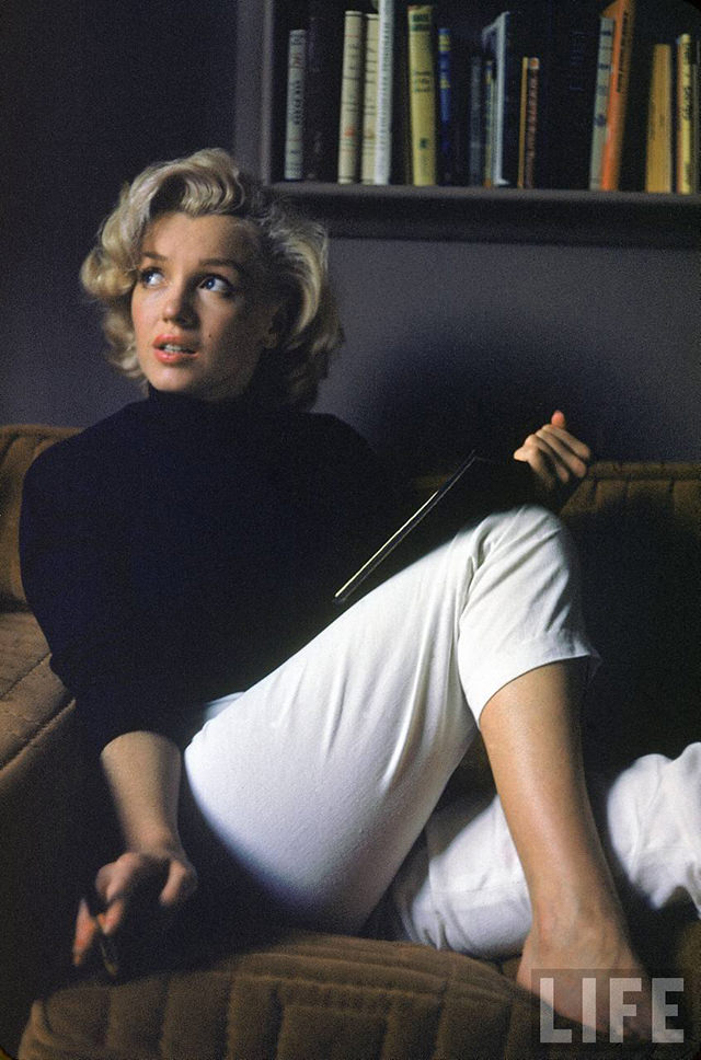 Marilyn Monroe at Home: A Glimpse into the Private Life of an Icon, 1953