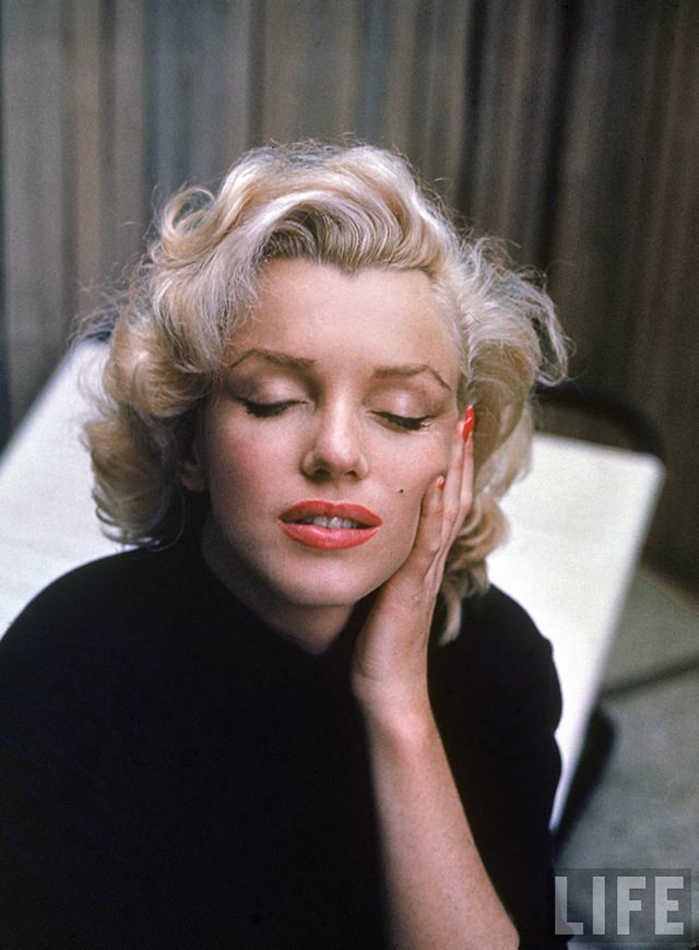 Marilyn Monroe at Home: A Glimpse into the Private Life of an Icon, 1953