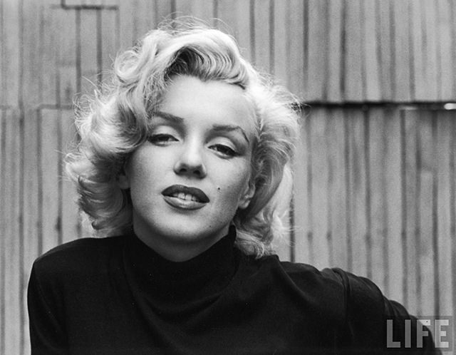 Marilyn Monroe at Home: A Glimpse into the Private Life of an Icon, 1953