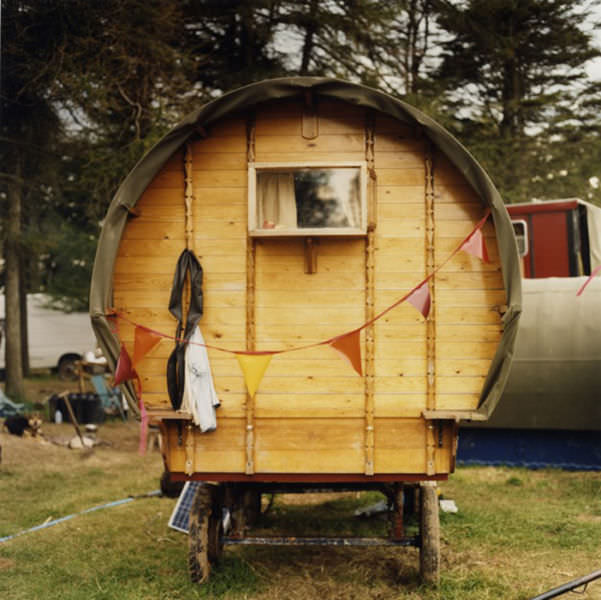 A Glimpse into the Lives of Modern Gypsies in 1986 through Vintage Photos