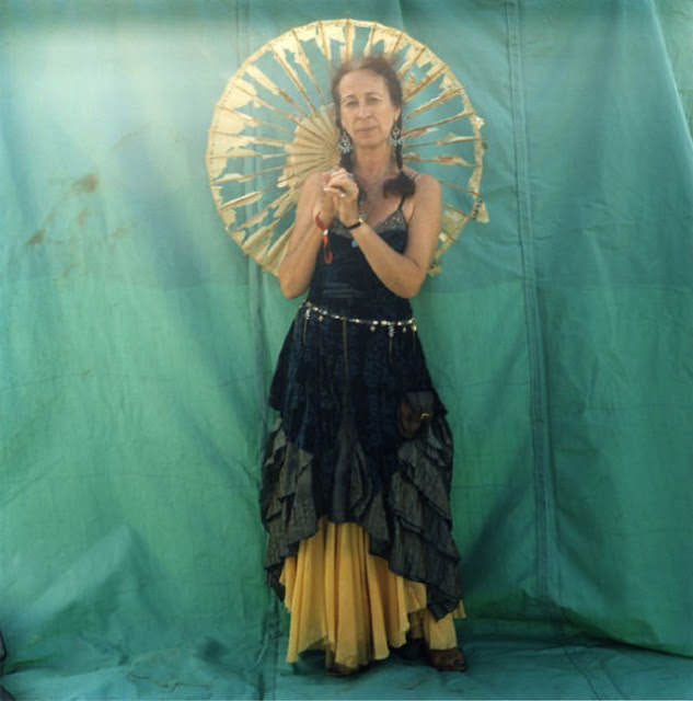 A Glimpse into the Lives of Modern Gypsies in 1986 through Vintage Photos