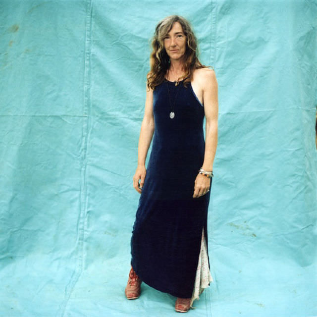 A Glimpse into the Lives of Modern Gypsies in 1986 through Vintage Photos