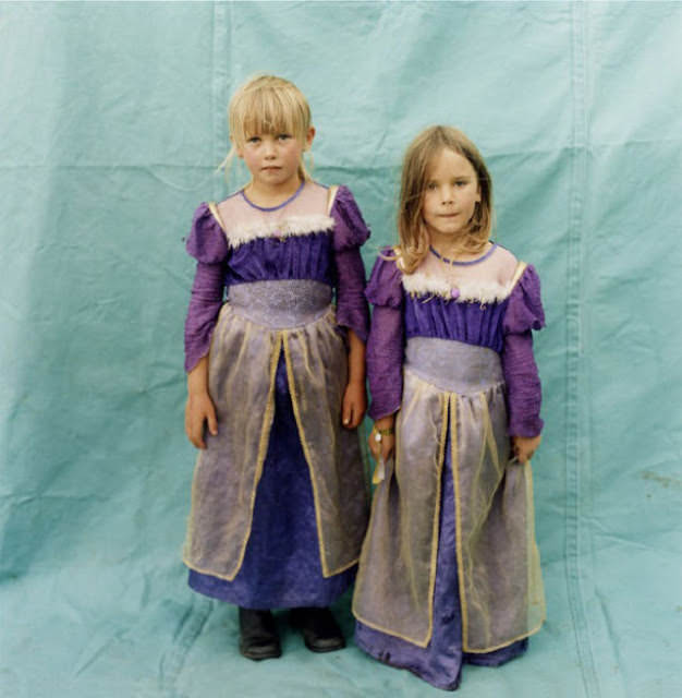 A Glimpse into the Lives of Modern Gypsies in 1986 through Vintage Photos